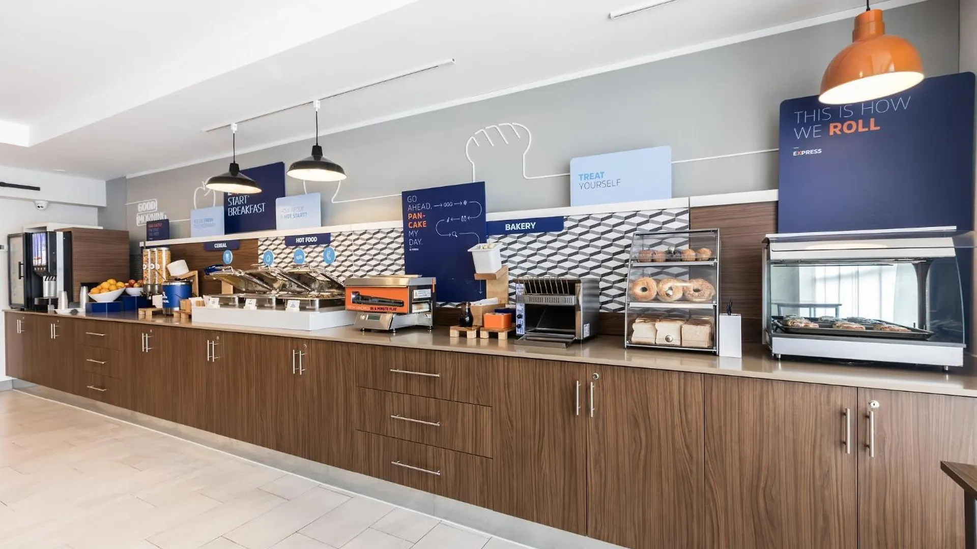 Holiday Inn Express Toronto-North York By Ihg Hotel Toronto