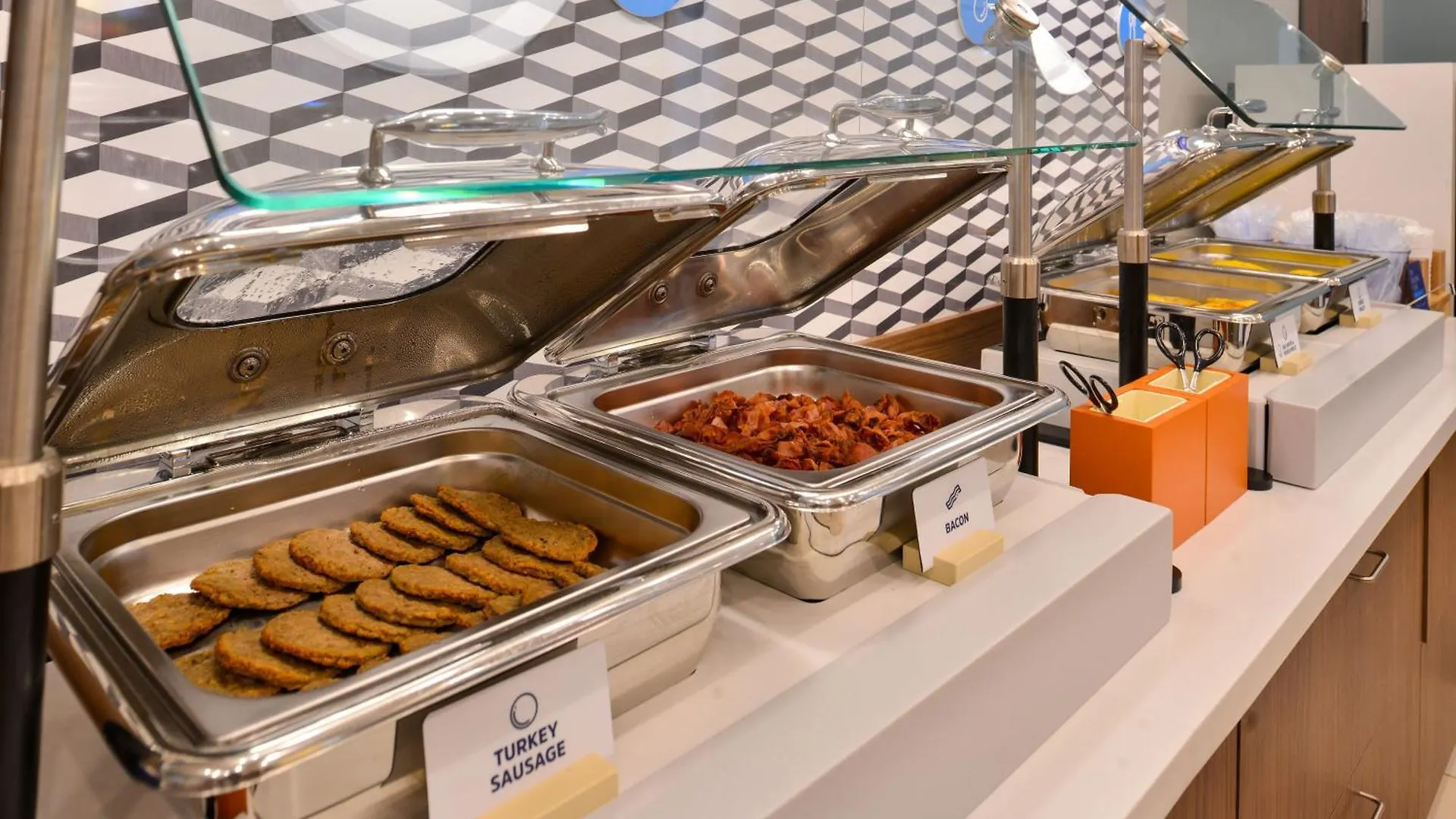 Holiday Inn Express Toronto-North York By Ihg
