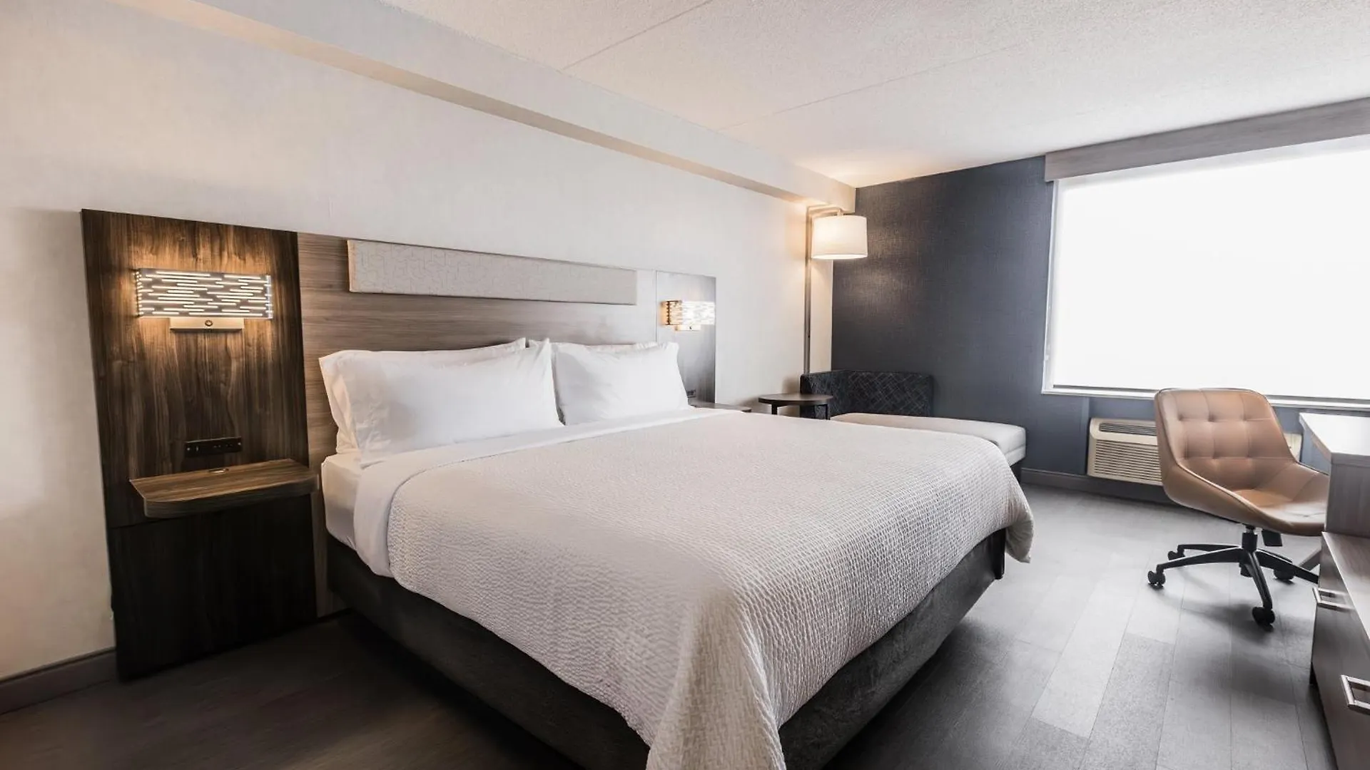 Holiday Inn Express Toronto-North York By Ihg Toronto