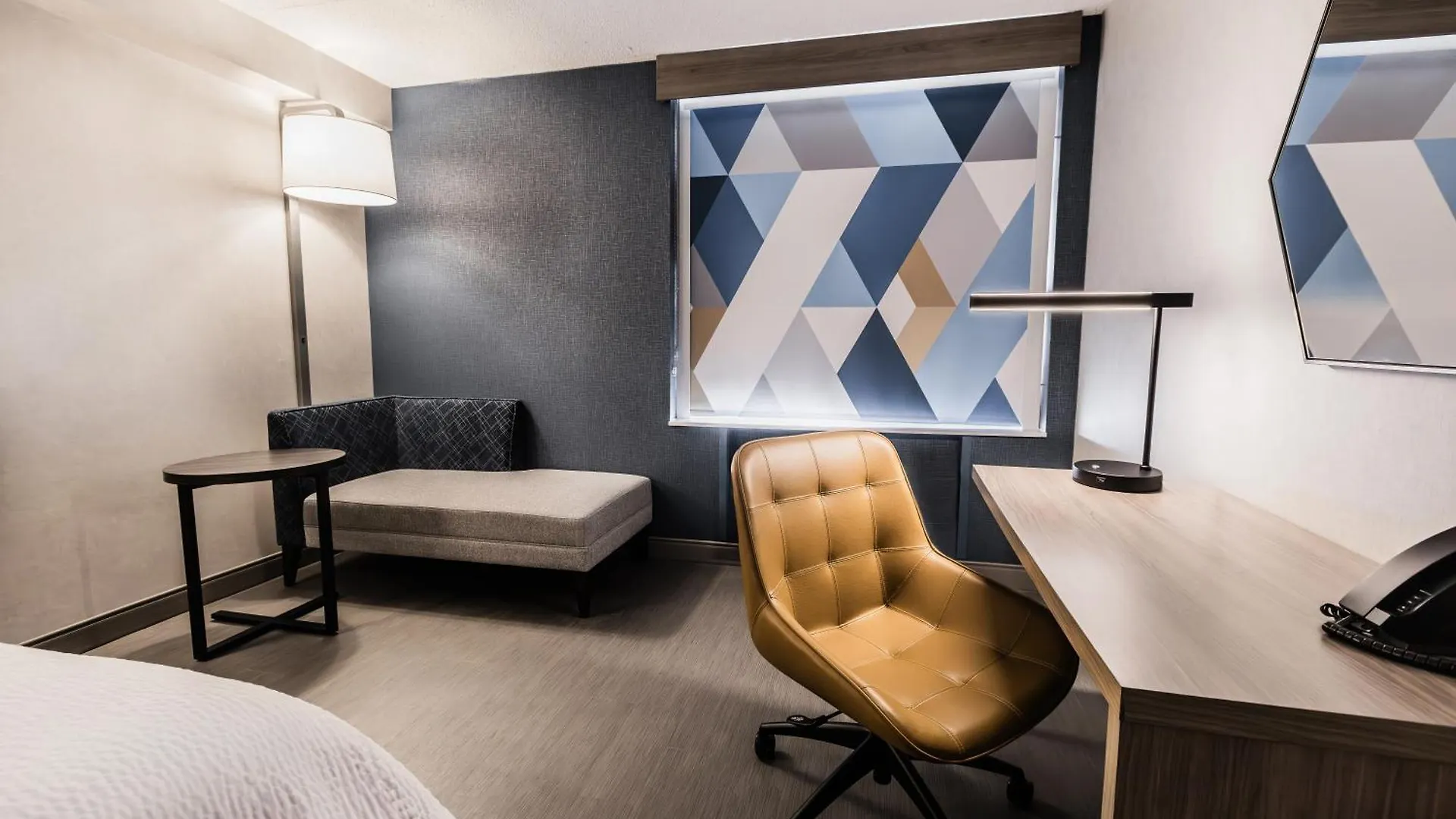 Hotel Holiday Inn Express Toronto-North York By Ihg