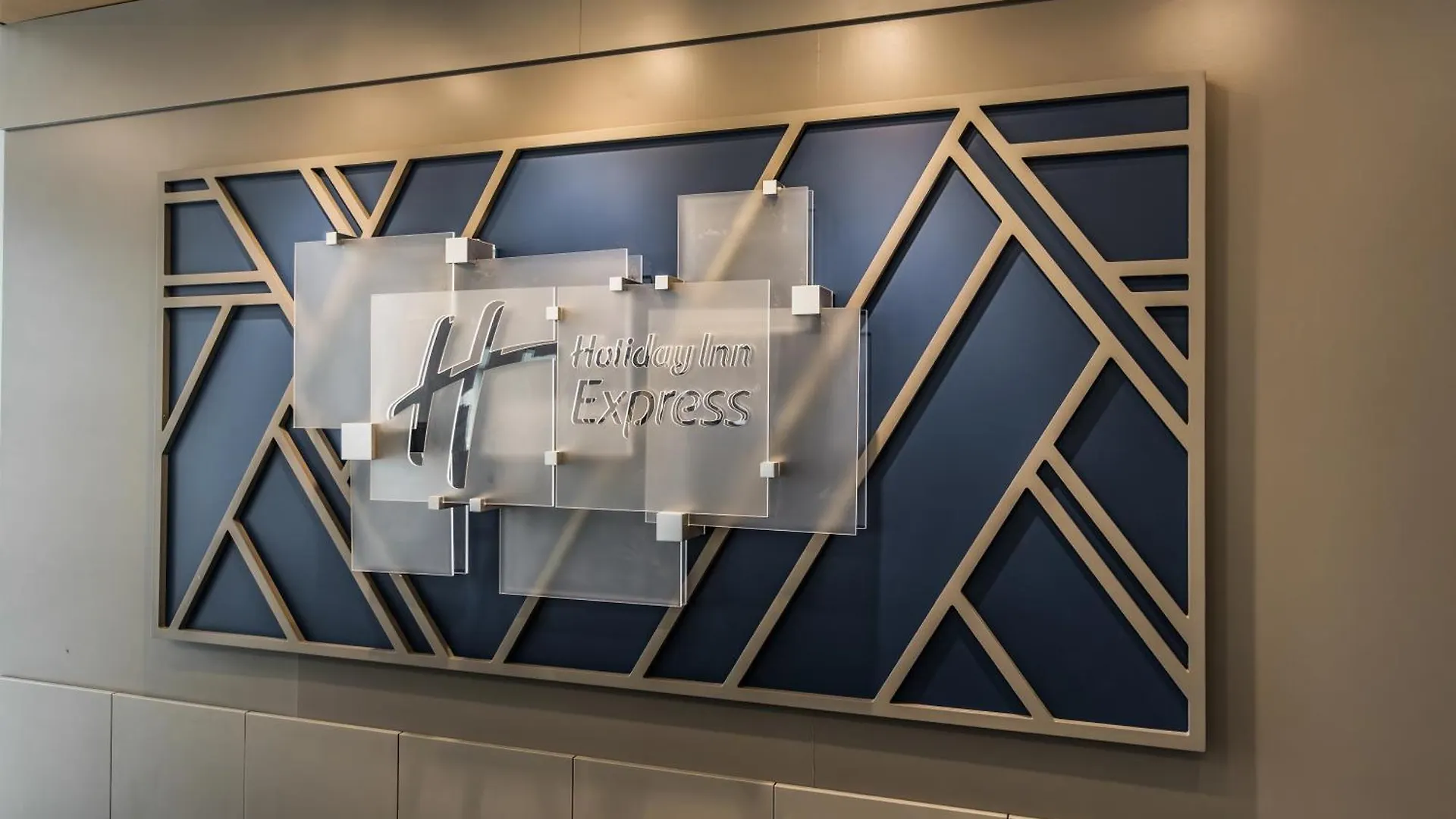 Hotel Holiday Inn Express Toronto-North York By Ihg