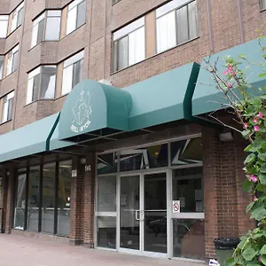 Neill Wycik Hostal