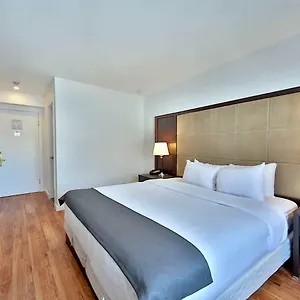 Newstar Hotel Montréal