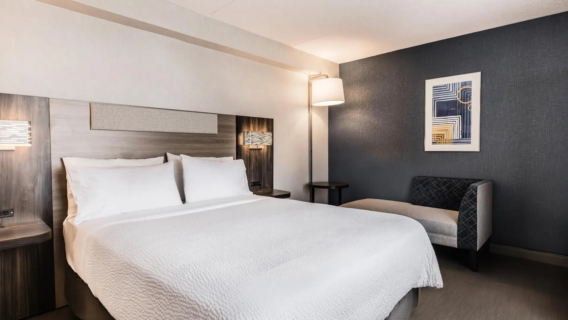 Holiday Inn Express Toronto-North York By Ihg Toronto